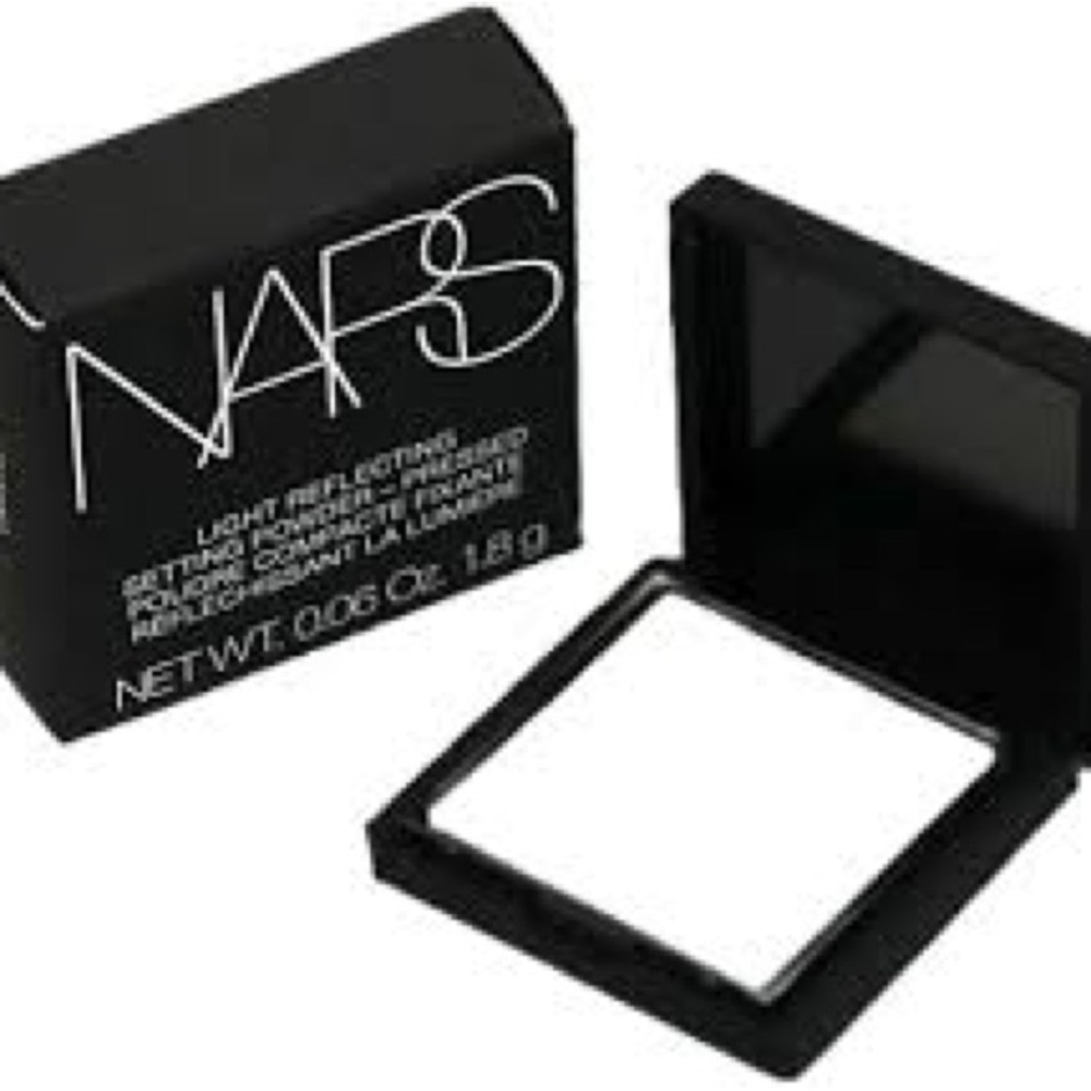 NARS Translucent Setting Powder - - Picture 2 of 7
